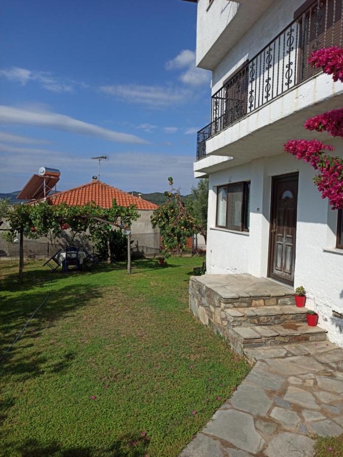 Dora'S House Comfortable Apartment With A Yard And View Pyrgadikia Zewnętrze zdjęcie