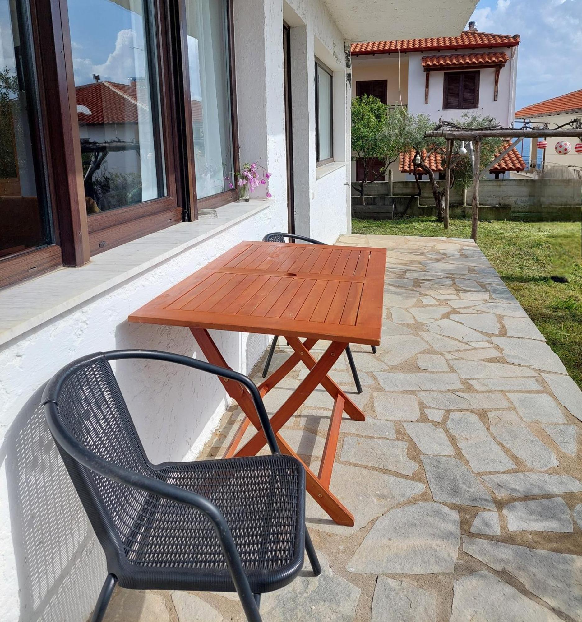 Dora'S House Comfortable Apartment With A Yard And View Pyrgadikia Zewnętrze zdjęcie